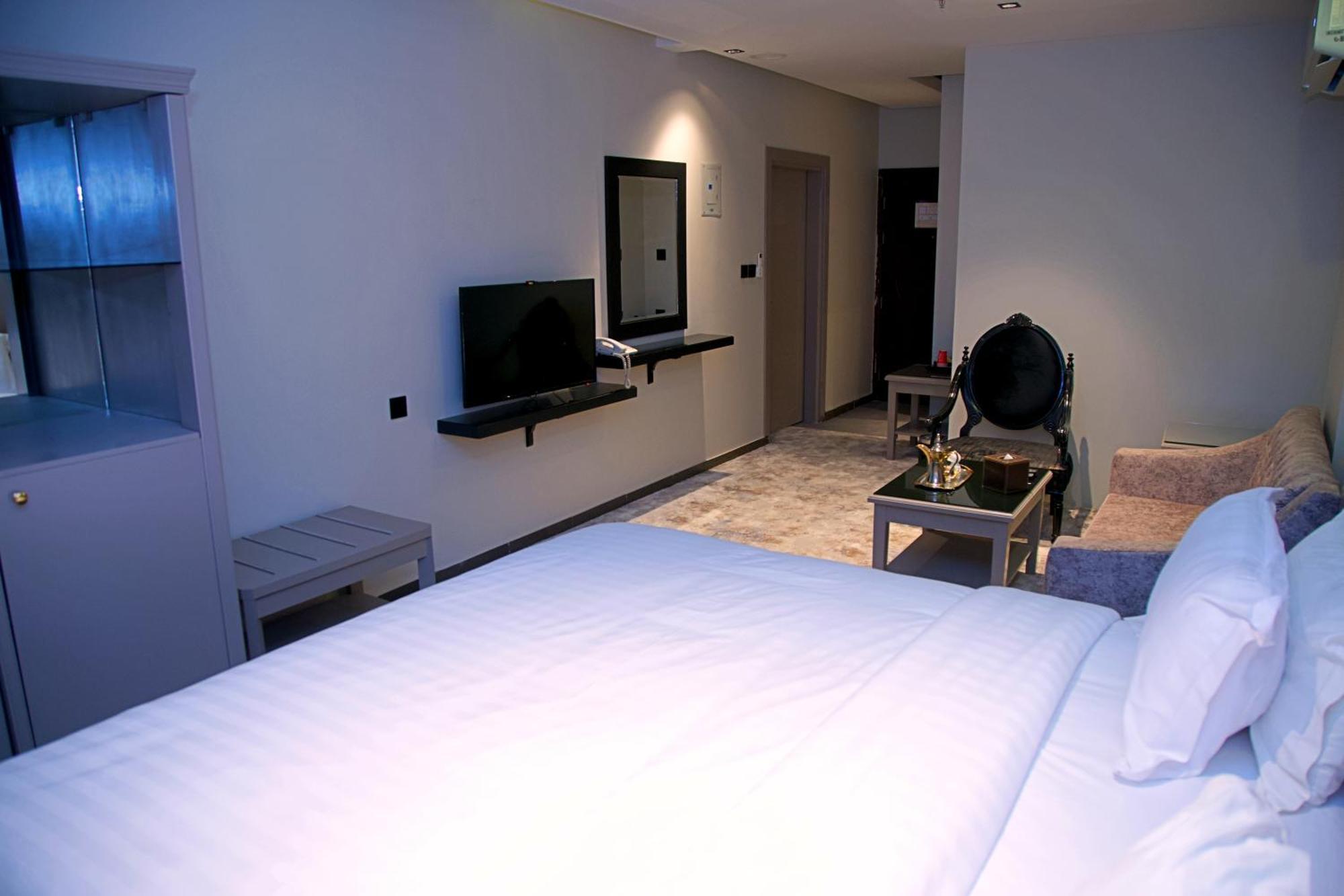 Sharz Hotel Бурайда Экстерьер фото